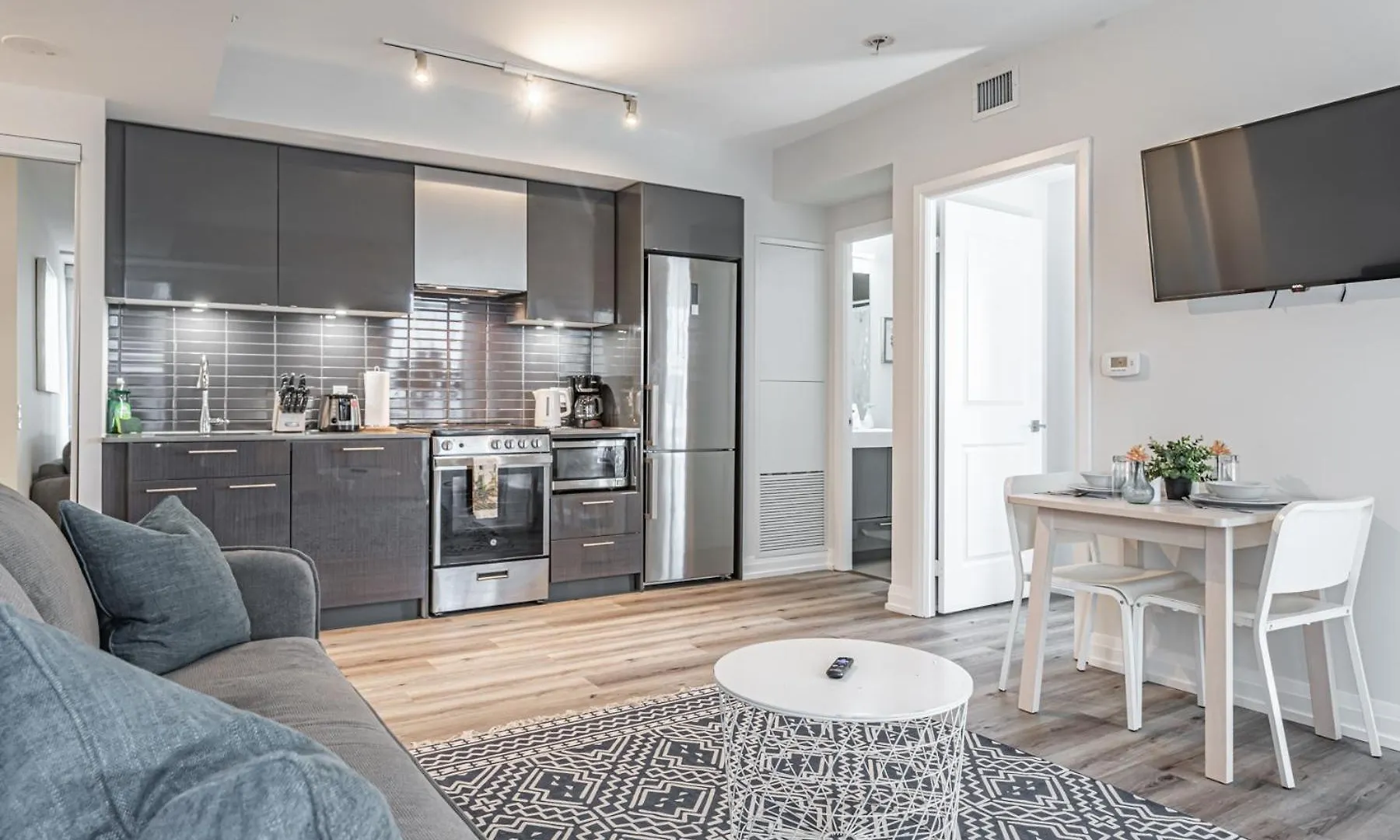 Apartment Toronto Garden Suites Canada