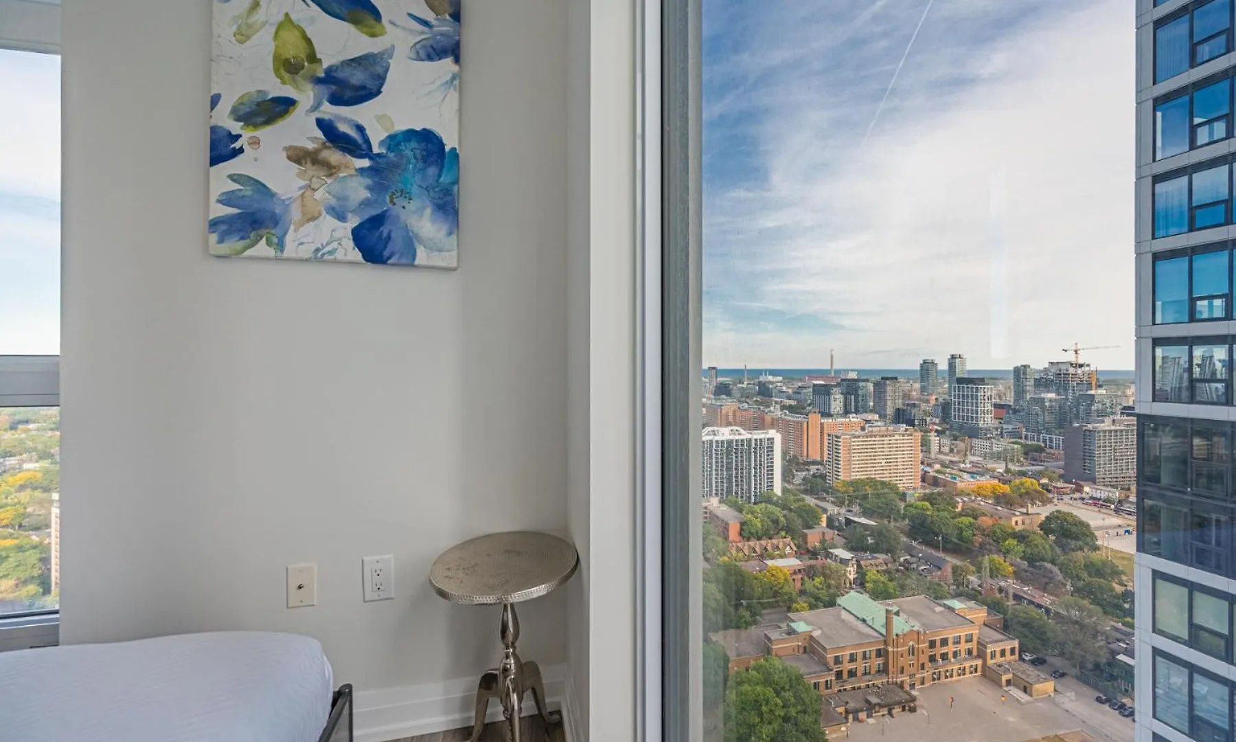 Apartment Toronto Garden Suites