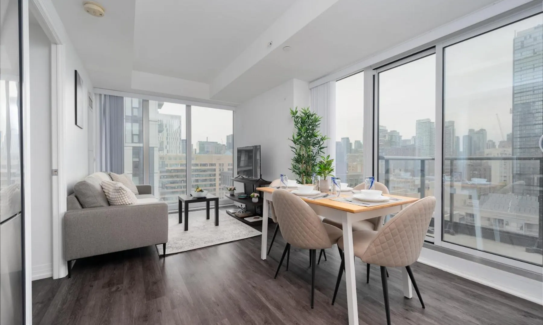 Toronto Garden Suites Appartement